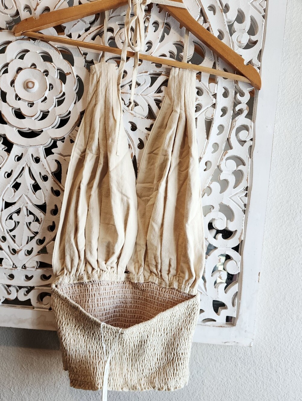 FUTARIO BOHEMIAN COTTON-LINEN SMOKED CROP HALTER TOP V-NECK SIZE SMALL - Picture 13 of 13